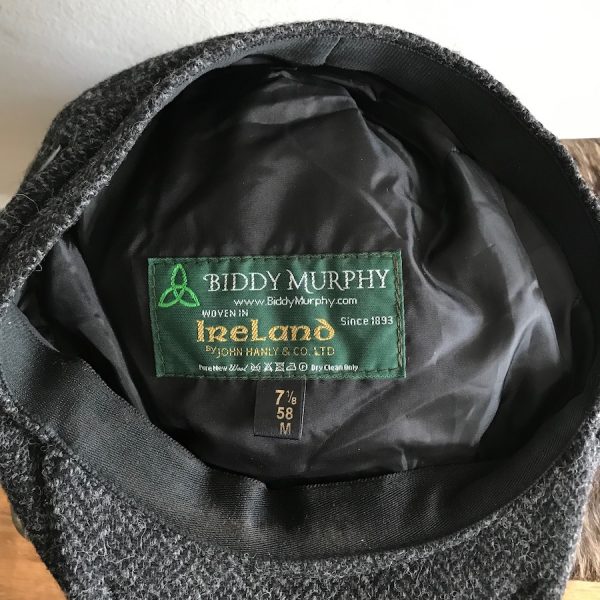 NEWSBOY 8PANEL DARK GREY CAP IRISH HOUNDSTOOTH BUTTON TOP - Image 2