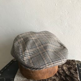 IVY FLAT CAP GRAY STRIPED LINNEN DARK INNER LINER STITCHED FRONT