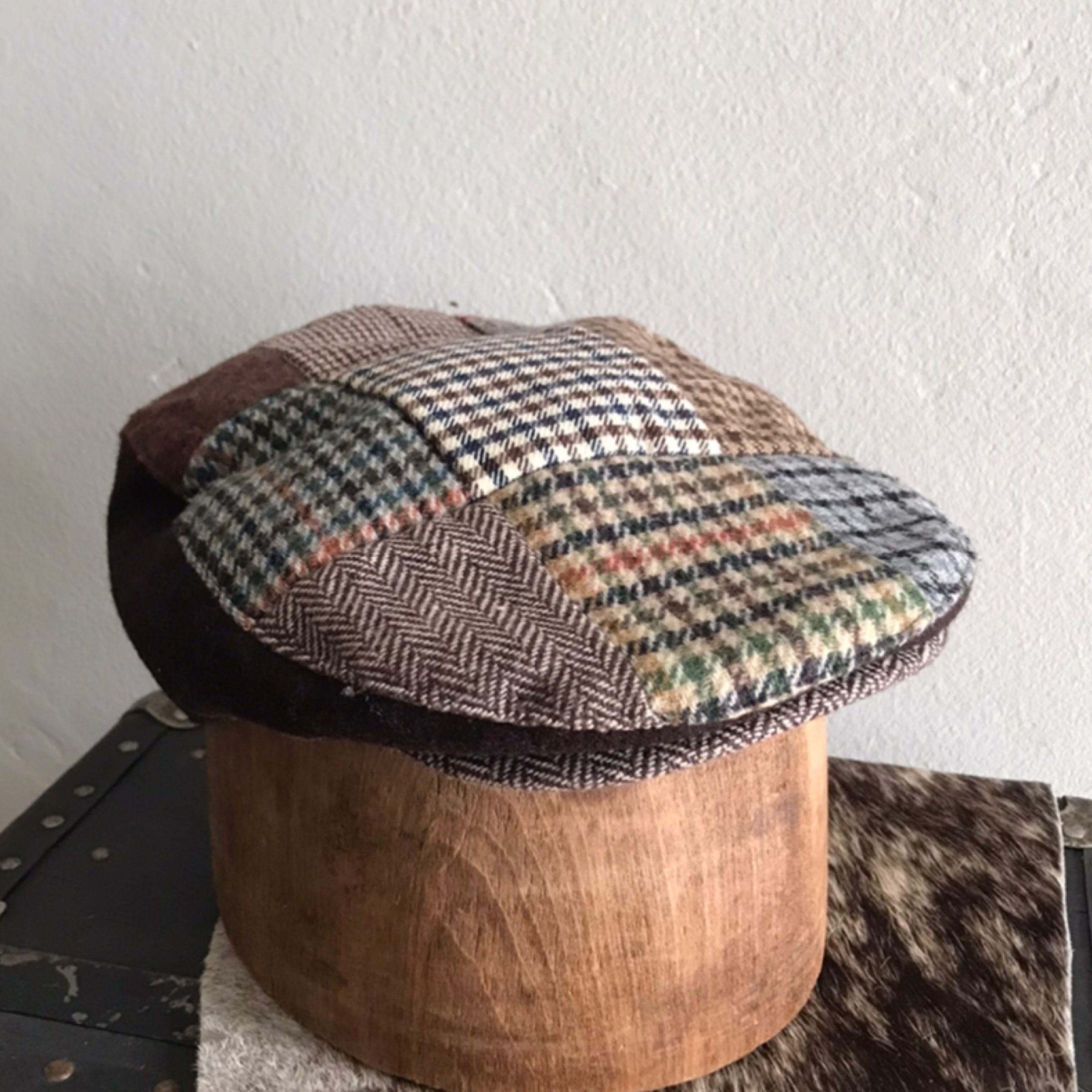 Irish Flat Cap Brown Patchwork Houndstooth