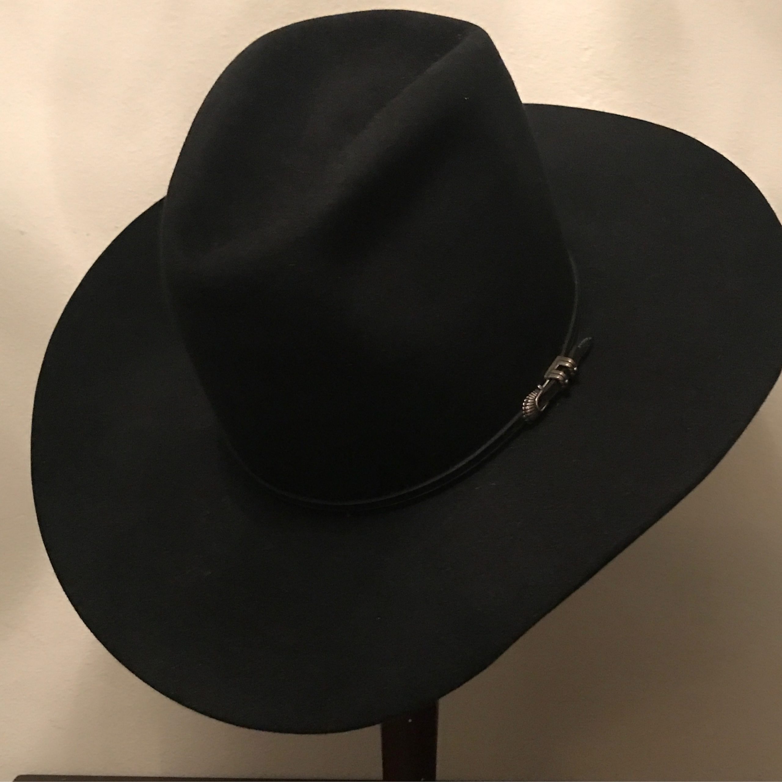 Tall Pinch Crown Black Beaver Felt Western